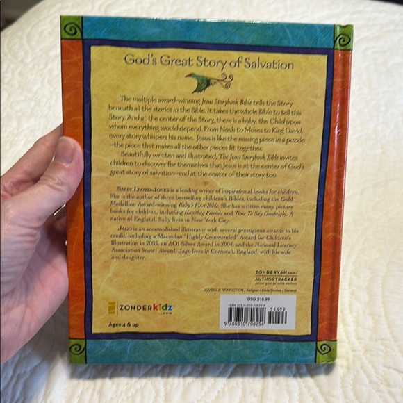 The Jesus Storybook Bible - Picture 3 of 3